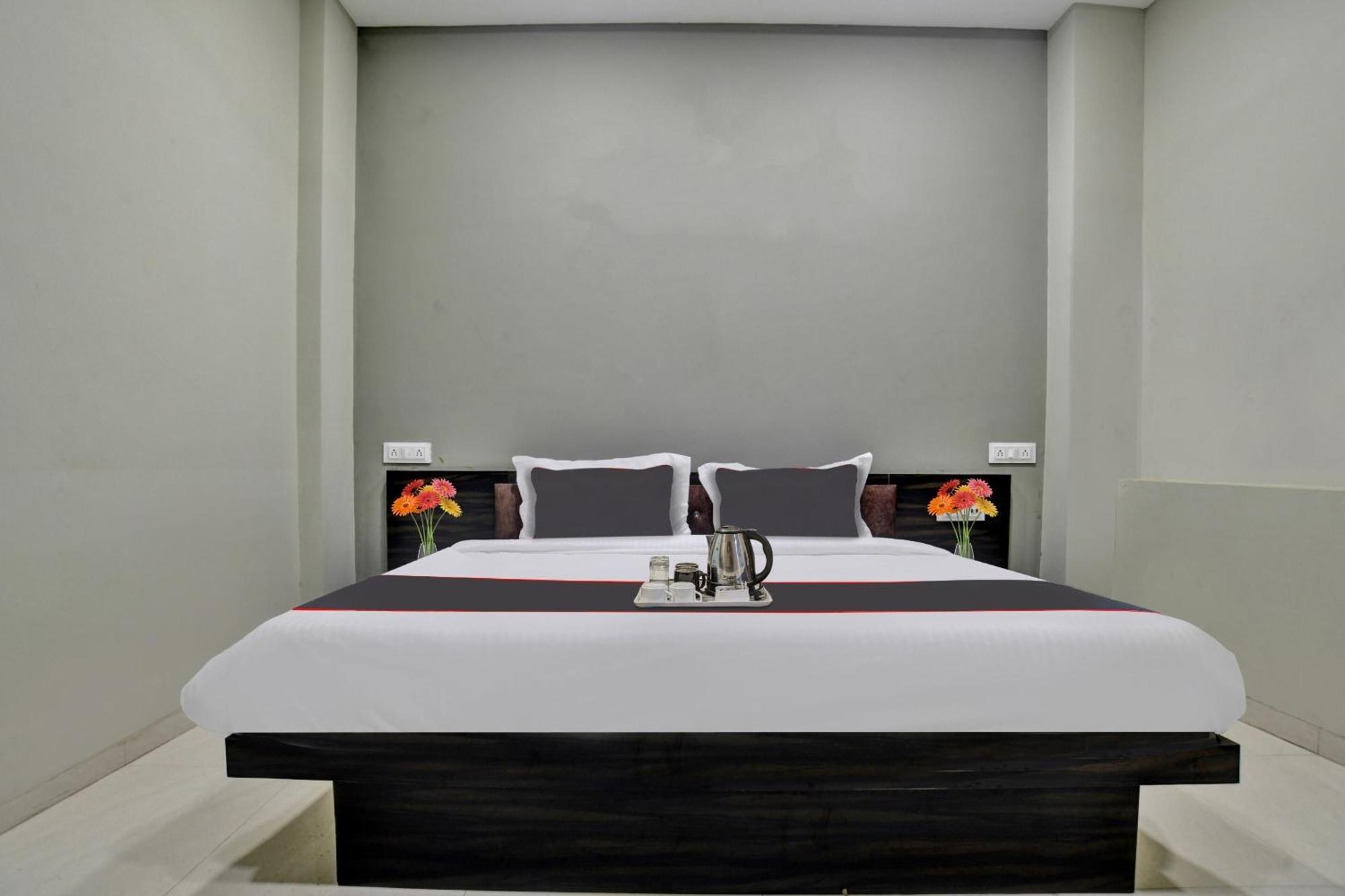 Hotel Collection O Heritage Indore Exterior foto