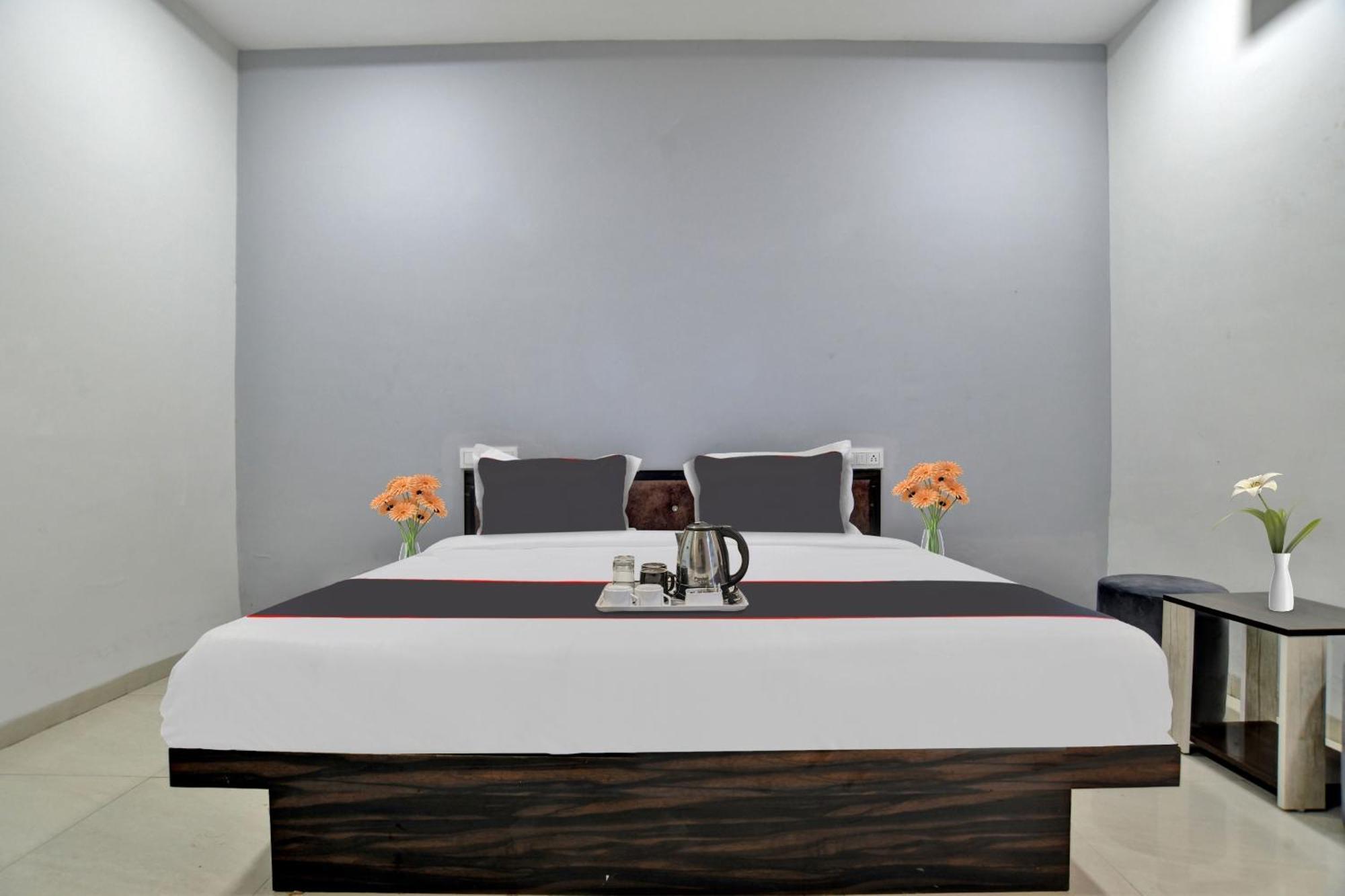 Hotel Collection O Heritage Indore Exterior foto
